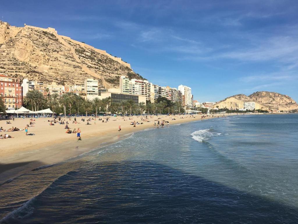 Mirando Al Mar Lägenhet Alicante Exteriör bild